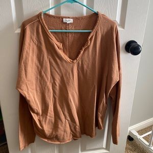 Women’s V-neck Long sleeve shirt